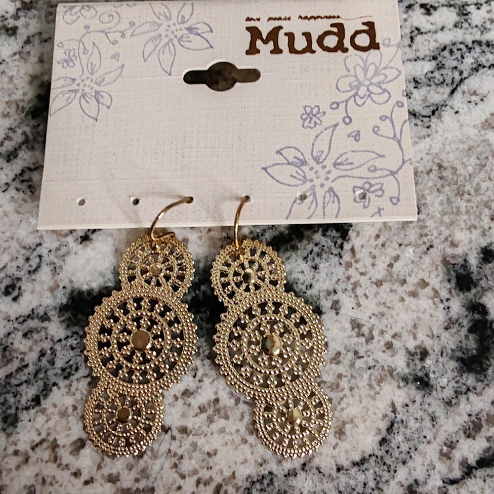 Mudd Gold Dangle Earrings